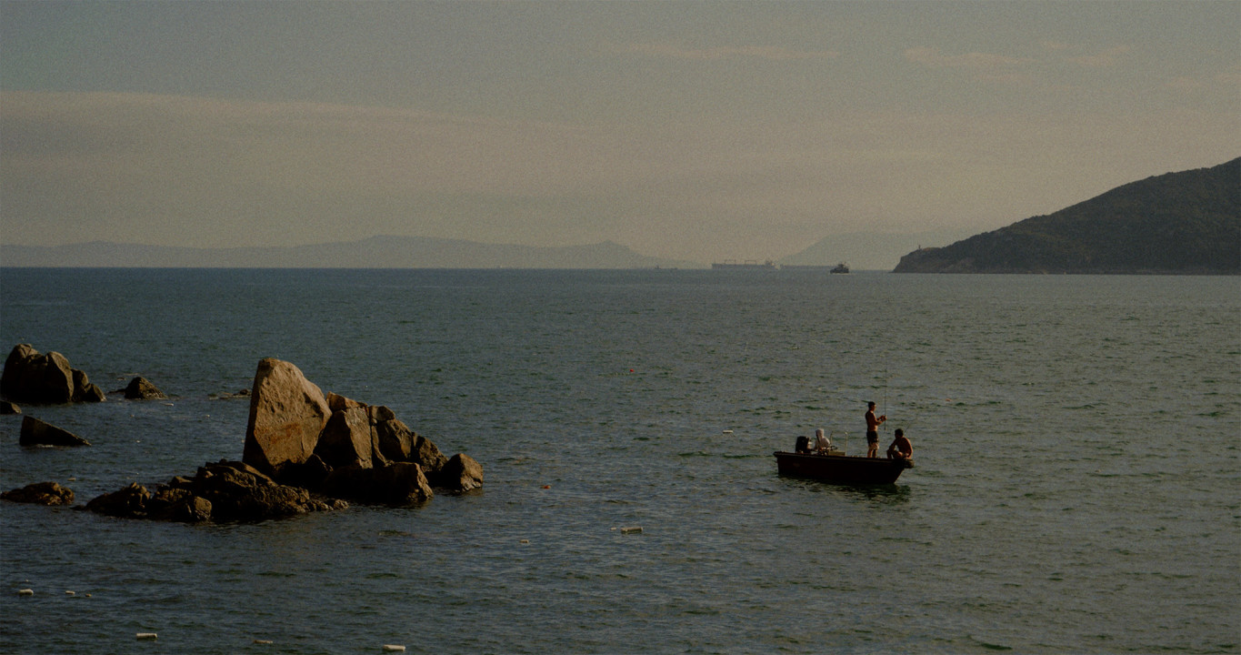 Xu_One Narrow and Flimsy Grasp_WEB_3.jpg